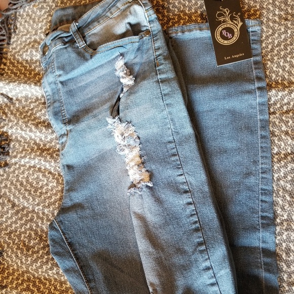 DISTRESSED SKINNY JEANS - Picture 2 of 7